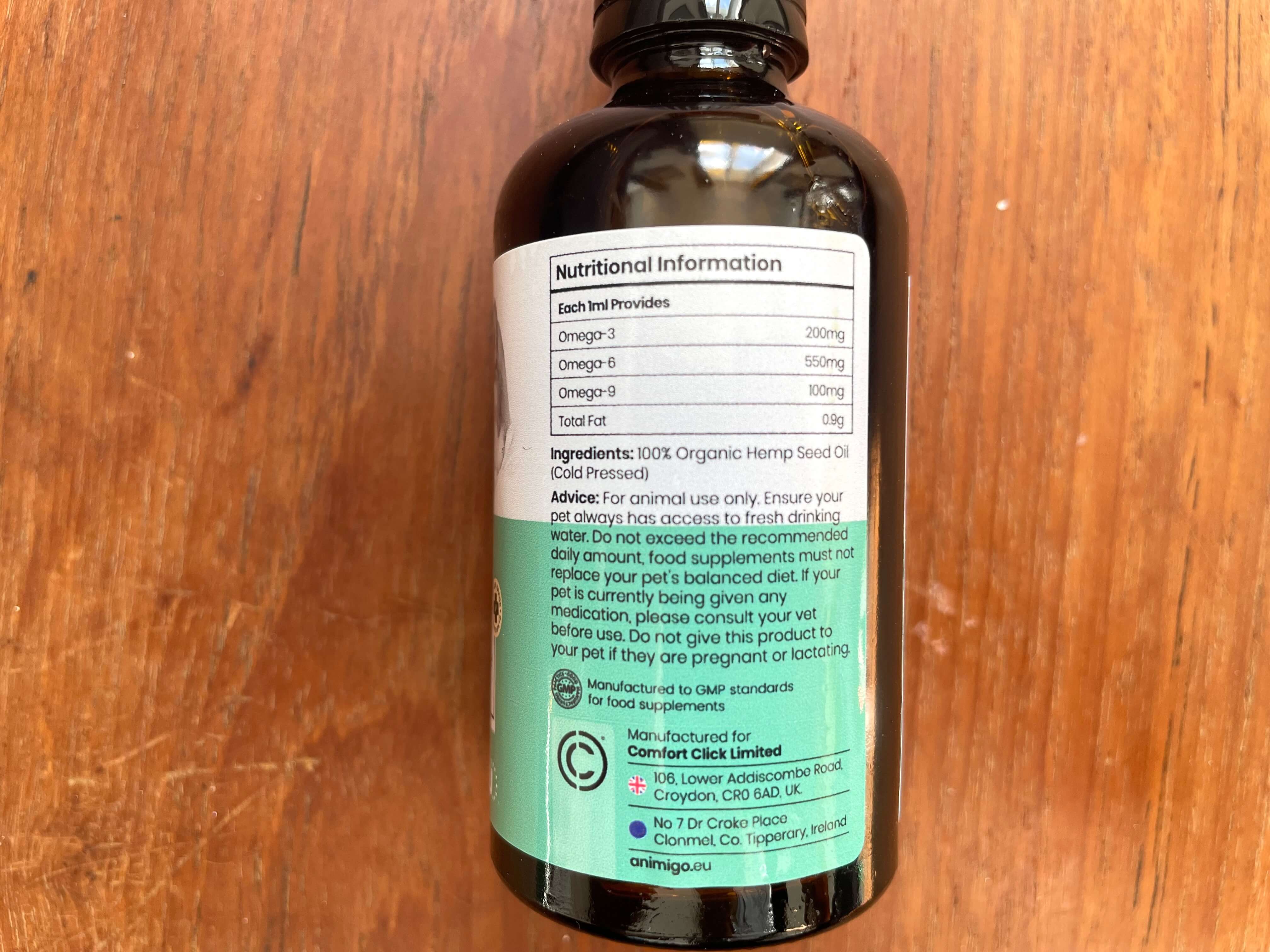 Bagside af hemp oil fra Animigo